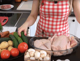 Як скласти меню і підготувати продукти на святковий стіл