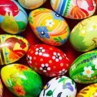 Як фарбувати яйця на Великдень: 6 оригінальних ідей
