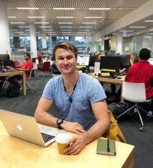 Орест Зуб — онлайн підприємець, блоґер, мандрівник, письменник родом зі Львова