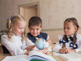 Дошкільна підготовка до школи шкодить дітям?