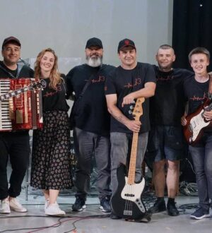 Гурт «Крутий Заміс»