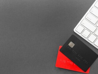 Platinum чи World Black Edition: обираємо картку Mastercard