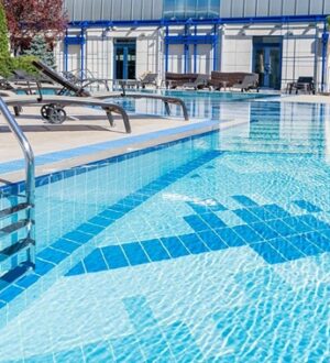 Плитка для басейну – як правильно обрати?