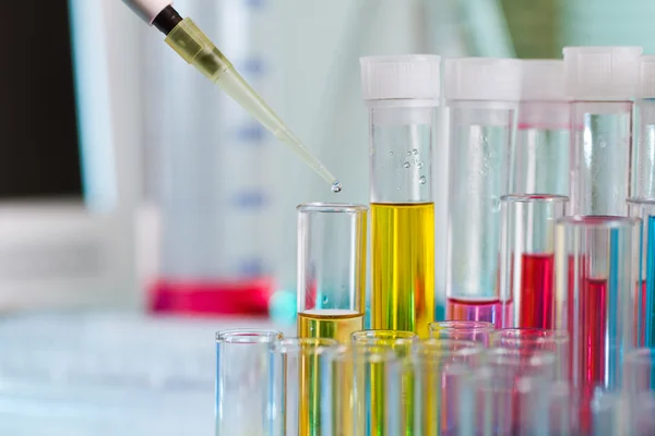 хімічні реактиви для лабораторій