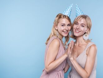 Як щиро привітати сестру з днем народження