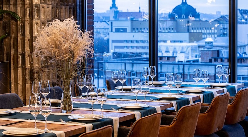 Панорамний ресторан у Львові LOFT7