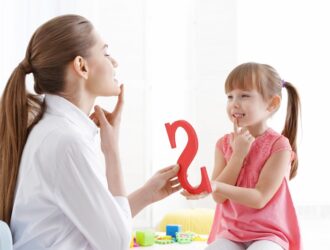 Затримка мовленнєвого розвитку: як вчасно розпізнати та допомогти дитині