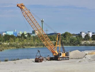ТОП-5 ошибок при заказе услуг экскаватора и как их избежать