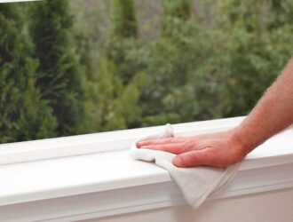 Як прибрати жовту пляму на підвіконні та повернути охайний вигляд