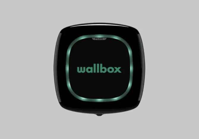 зарядні станції для електромобілів