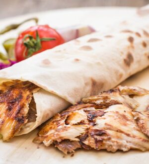 Отравление шаурмой: как связано со сроками хранения