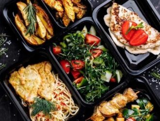 Як організувати корпоративний обід: ідеї для бізнес ланч в офіс