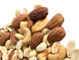 Горіхи: користь, види та як обрати найкращі